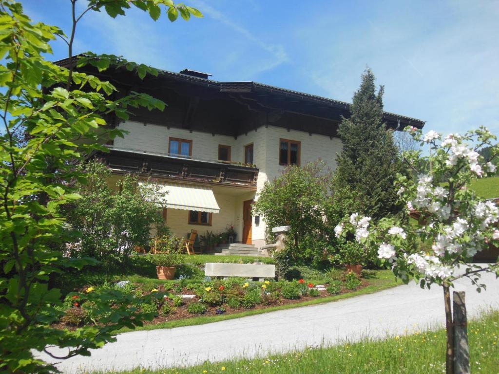 Haus Schoenleiten Wagrain Exterior photo